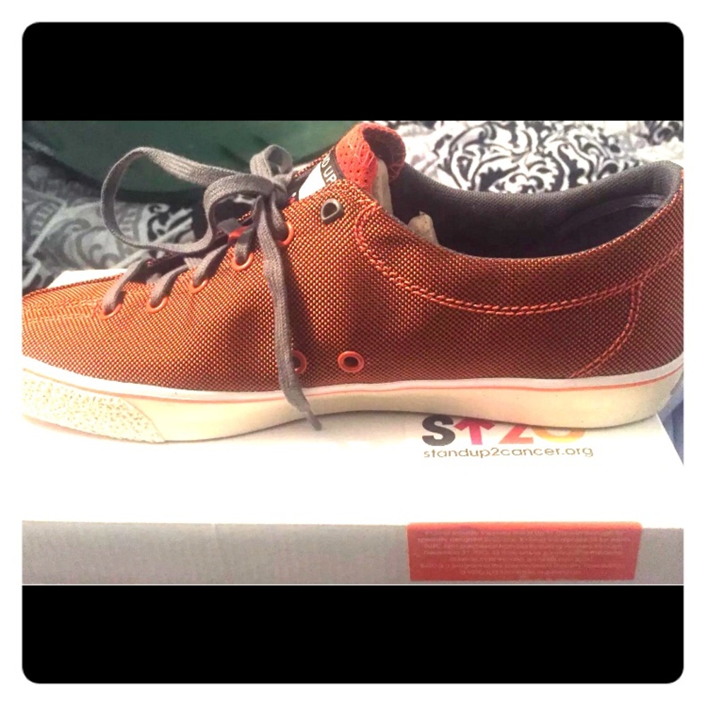 K-Swiss Laguna VNZ Shoes- Stand Up 2 Cancer